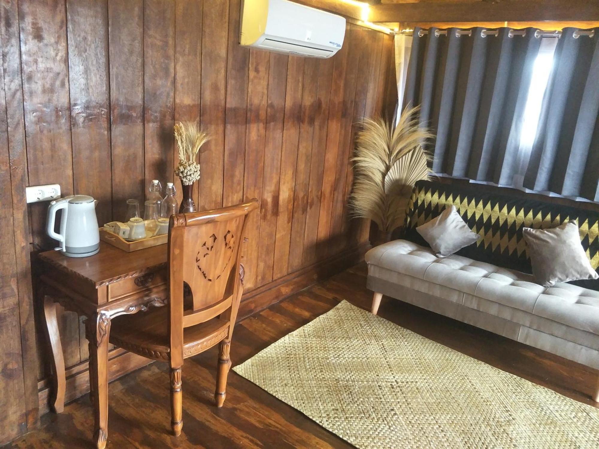 פראיה Bujak Permai Villa Matahari Lombok Ntb מראה חיצוני תמונה